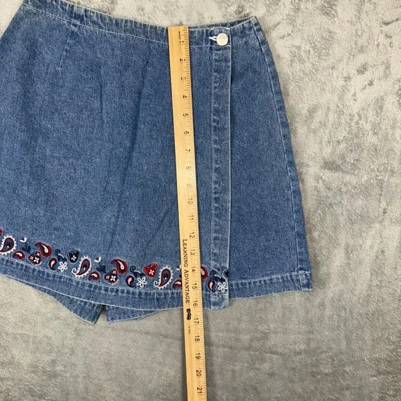VTG Disney Store Mickey Mouse Embroidered Paisley Wrap Skirt Denim Size S - Picture 11 of 11